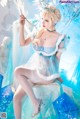 雯妹 Cosplay 冰雪 Snow Ice P30 No.d1447d Image No. 5